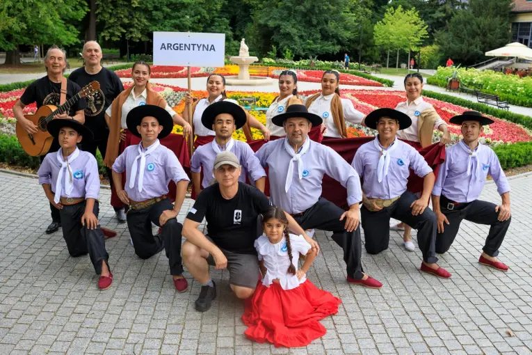 Ballet entrerriano representará al país en fiestas internacionales - imagen de origen
