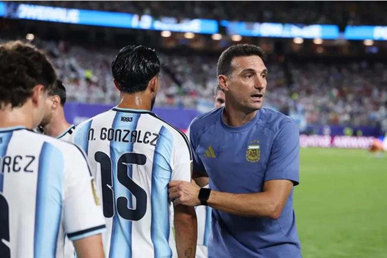 Scaloni destacó la goleada de Argentina: "Haber ganado nos da tranquilidad para lo que viene" - imagen de origen