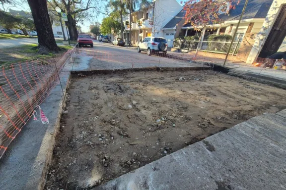 Habrá tres cortes de calles por bacheos en el centro y la costanera - imagen de origen