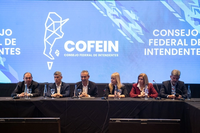 La intendenta Romero participó del COFEIN y reclamó por fondos retenidos a municipios - imagen de origen