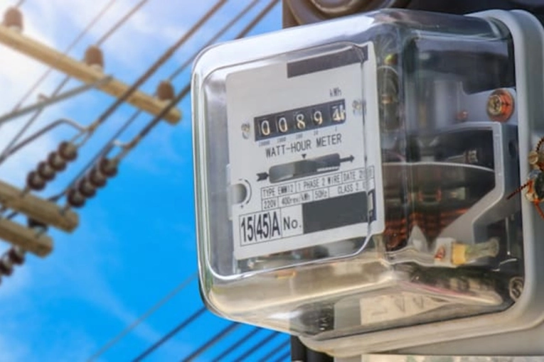 Multas por $8.800 millones y aumentos de hasta 671% en el sistema eléctrico federal - imagen de origen