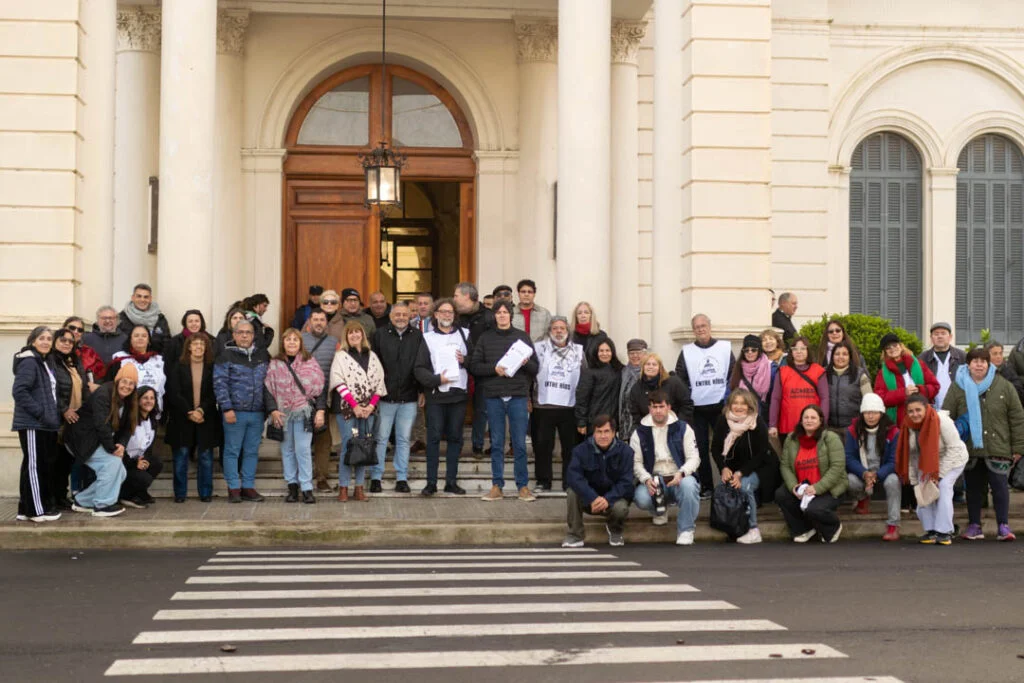 Agmer anunció un paro provincial para el 24 de junio y reclama una nueva convocatoria salarial - imagen de origen