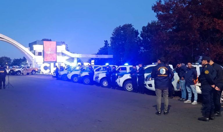La Policía de Entre Ríos realizó operativos de seguridad en simultáneo: una de las base fue el arco de acceso a Chajarí - imagen de origen