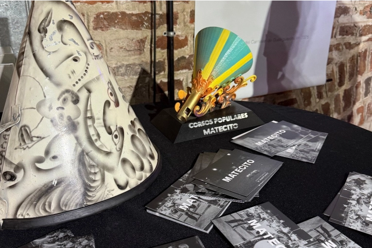 El Museo del Carnaval presenta la muestra renovada “Matecito. El Corso Verdadero” - imagen de origen