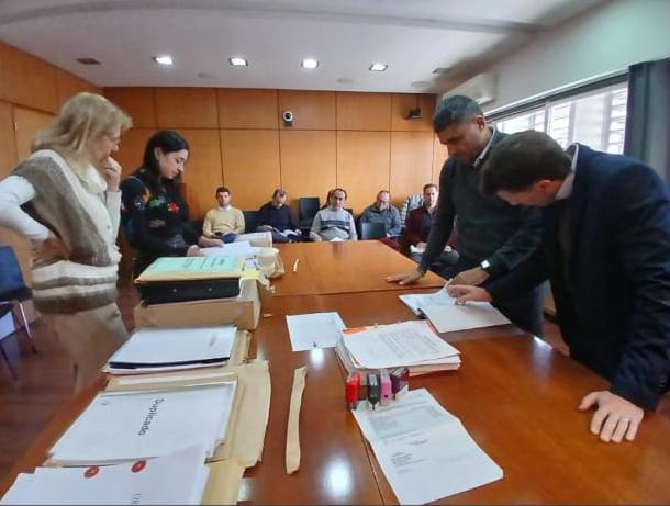 Ocho ofertas para obras en Tribunales de Concepción del Uruguay - imagen de origen