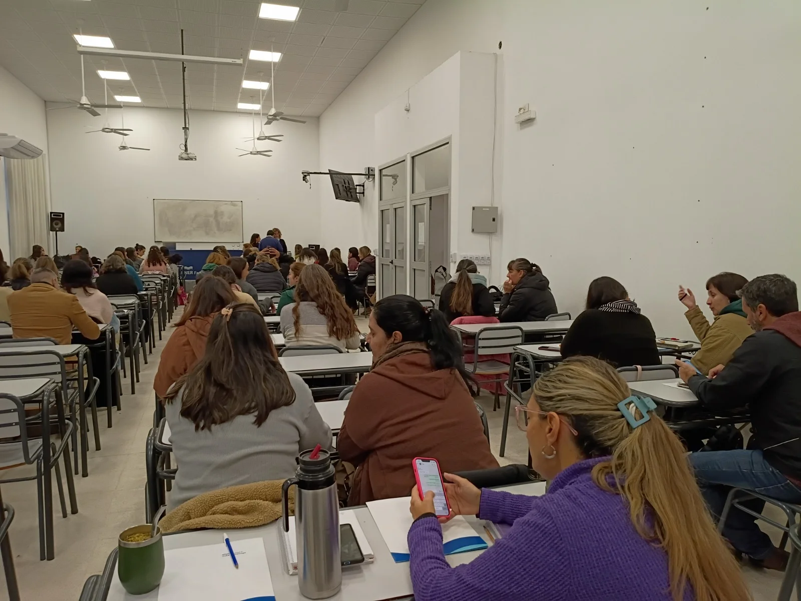 Realizaron una jornada de capacitación docente enfocada en cómo se evalúa a los estudiantes - imagen de origen