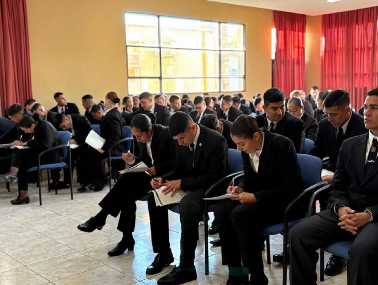 OSER llevó adelante la segunda jornada de afiliación destinada a cadetes de la Policía - imagen de origen