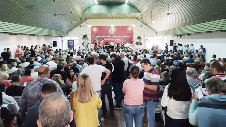 Tras el movimiento del PJ, la UCR también pone en marcha su calendario político - imagen de origen