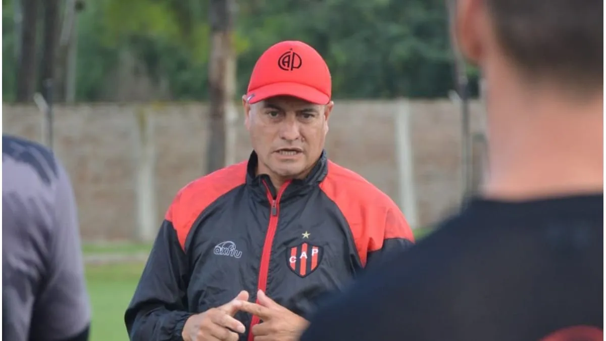 Marcelo Candia: “La entrega de este equipo enamora a la gente” - imagen de origen