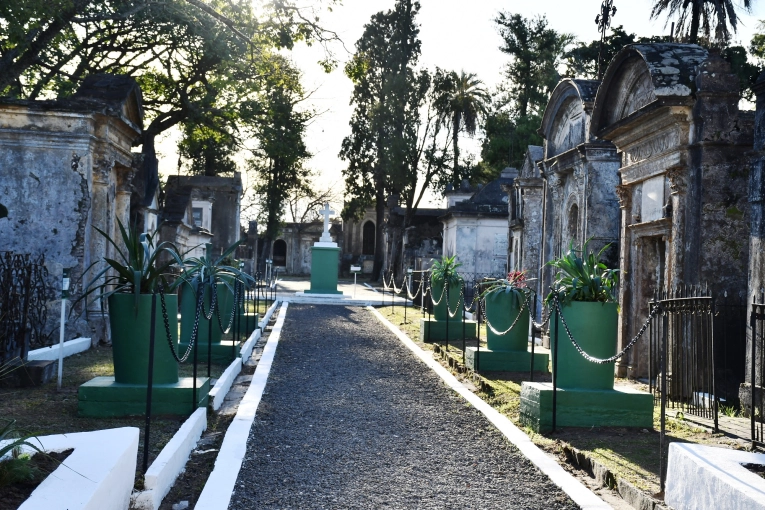 El cementerio viejo abrirá sus puertas con visitas guiadas y recorridos tras su puesta en valor - imagen de origen
