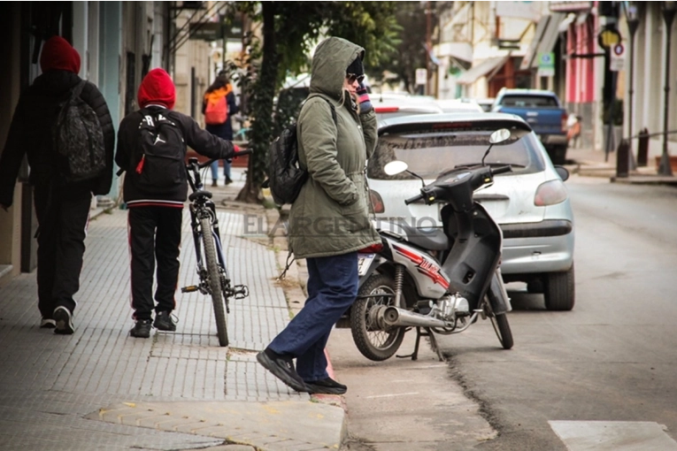 Se espera un domingo otoñal en la ciudad: baja temperatura y cielo cubierto - imagen de origen
