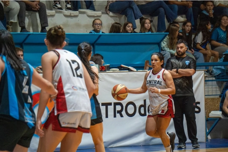 Central busca gritar campeón y Juventud Unida prolongar la definición - imagen de origen