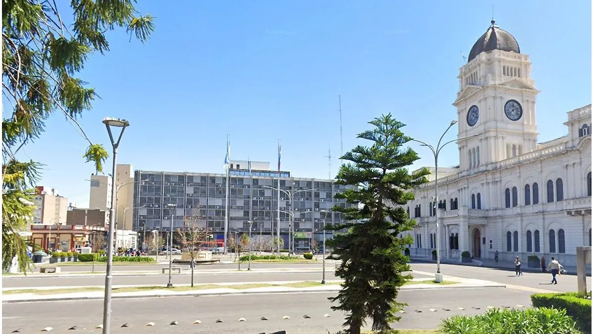 El gobierno adelanta al viernes el feriado por el Día del Trabajador Estatal en Entre Ríos - imagen de origen