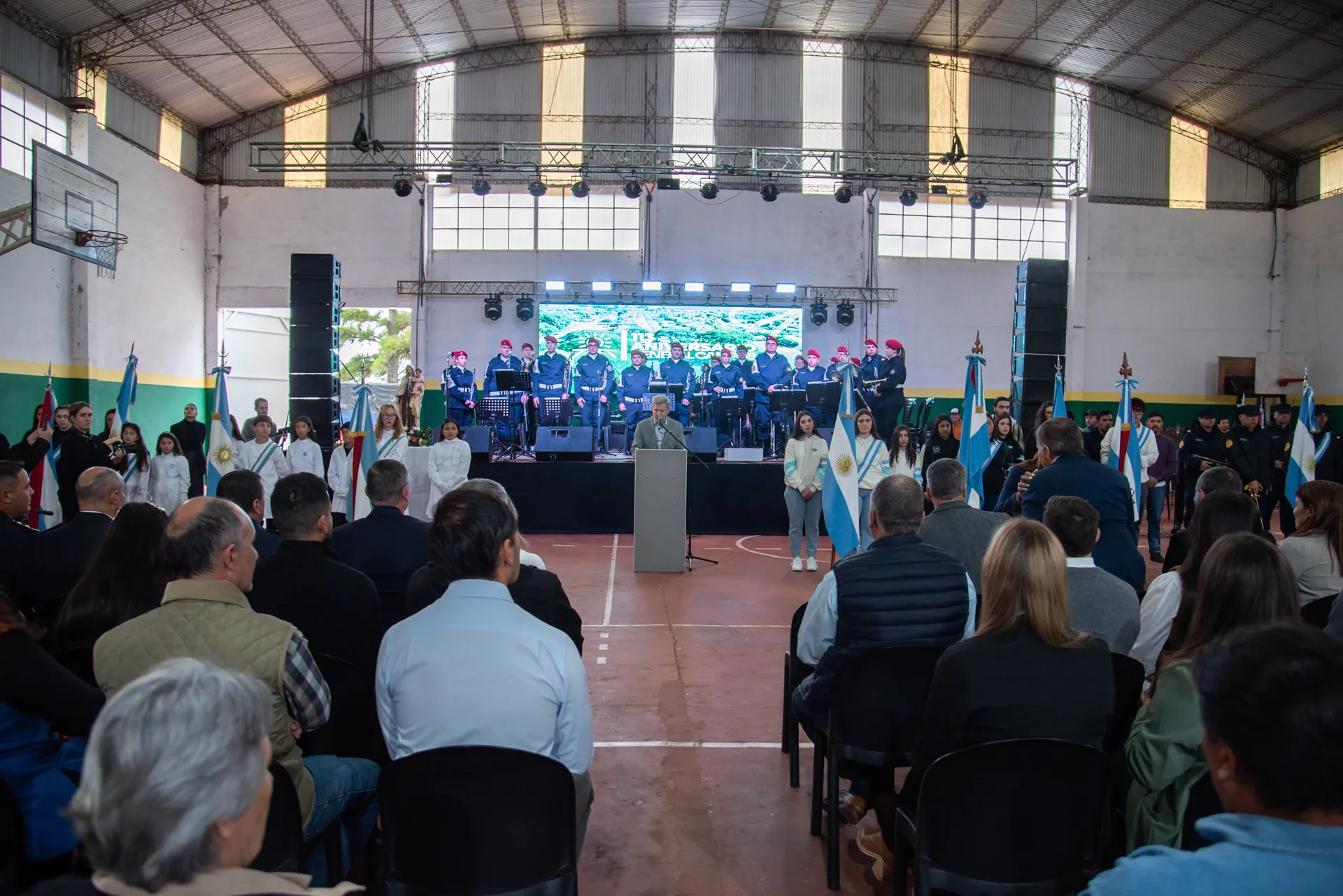 Frigerio inauguró un jardín maternal en el aniversario de General Campos - Informe Digital - imagen de origen