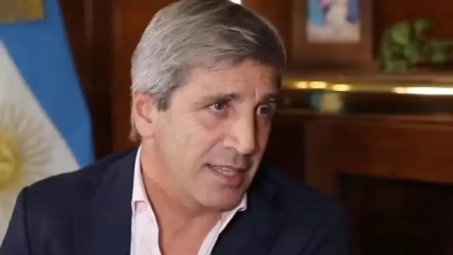 Luis Caputo llegará a Paraná este jueves para reunirse con ministros de todo el país | Análisis - imagen de origen