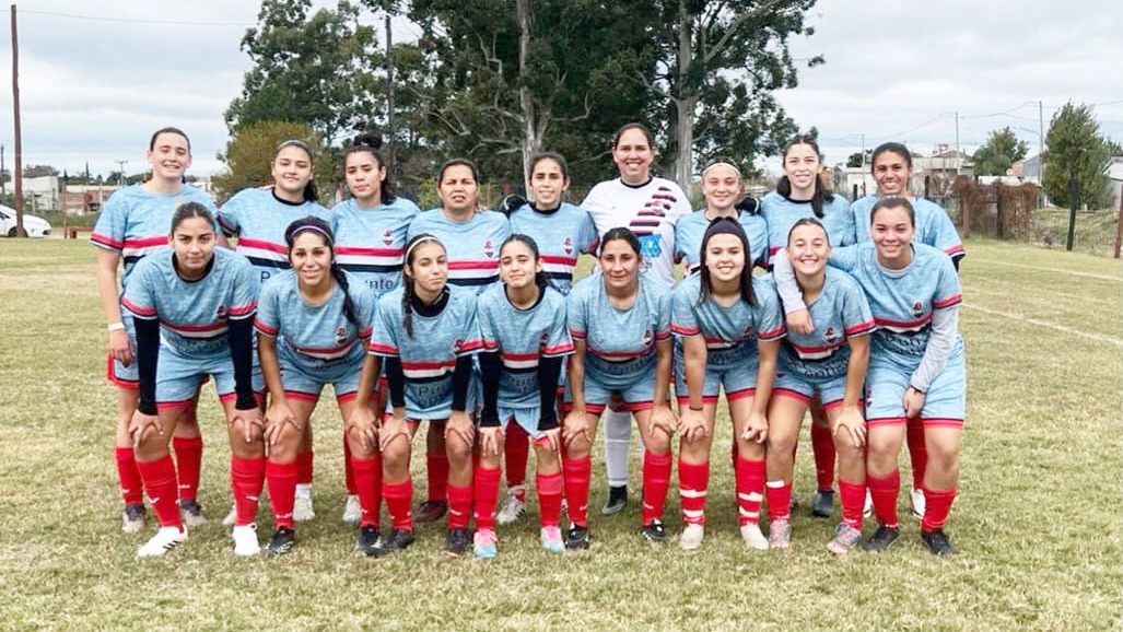 El Olimpo único líder del Torneo Femenino de Fútbol - imagen de origen