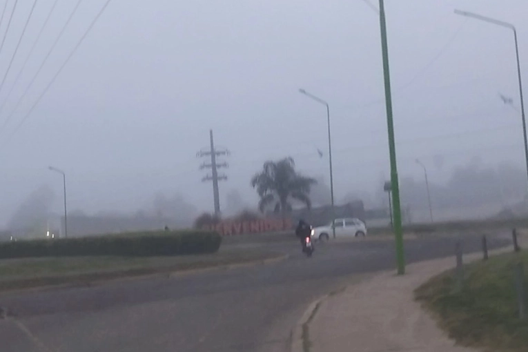 Sigue la advertencia por bancos de niebla en el sudeste de la provincia - imagen de origen