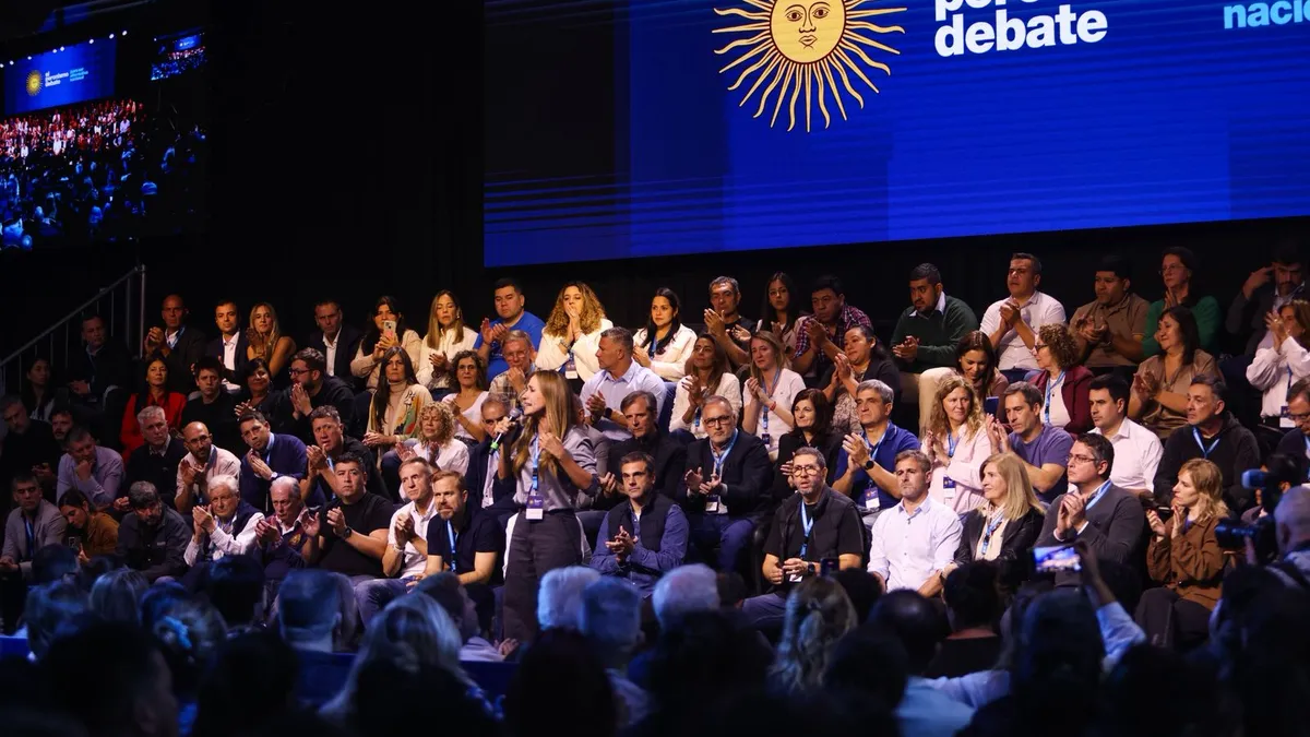 El peronismo federal toma distancia de La Cámpora y pone el equilibrio fiscal en el centro del debate - Informe Digital - imagen de origen