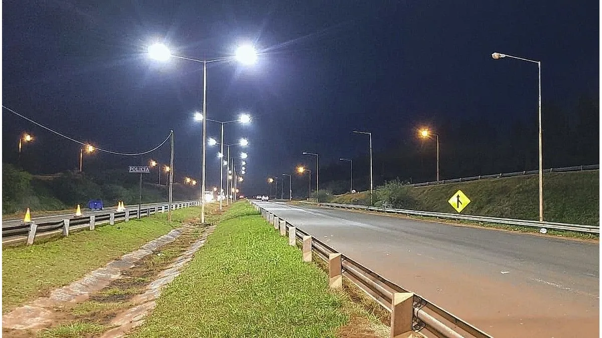 Recuperaron la iluminación en dos tramos de la ruta 14 - imagen de origen