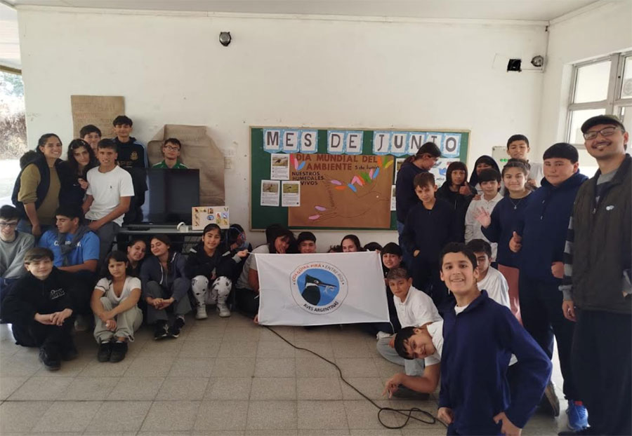 Concientización en las aulas: realizaron una jornada ambiental y avistaje de aves nativas junto a la Escuela Secundaria N° 31 "José de San Martín" - imagen de origen