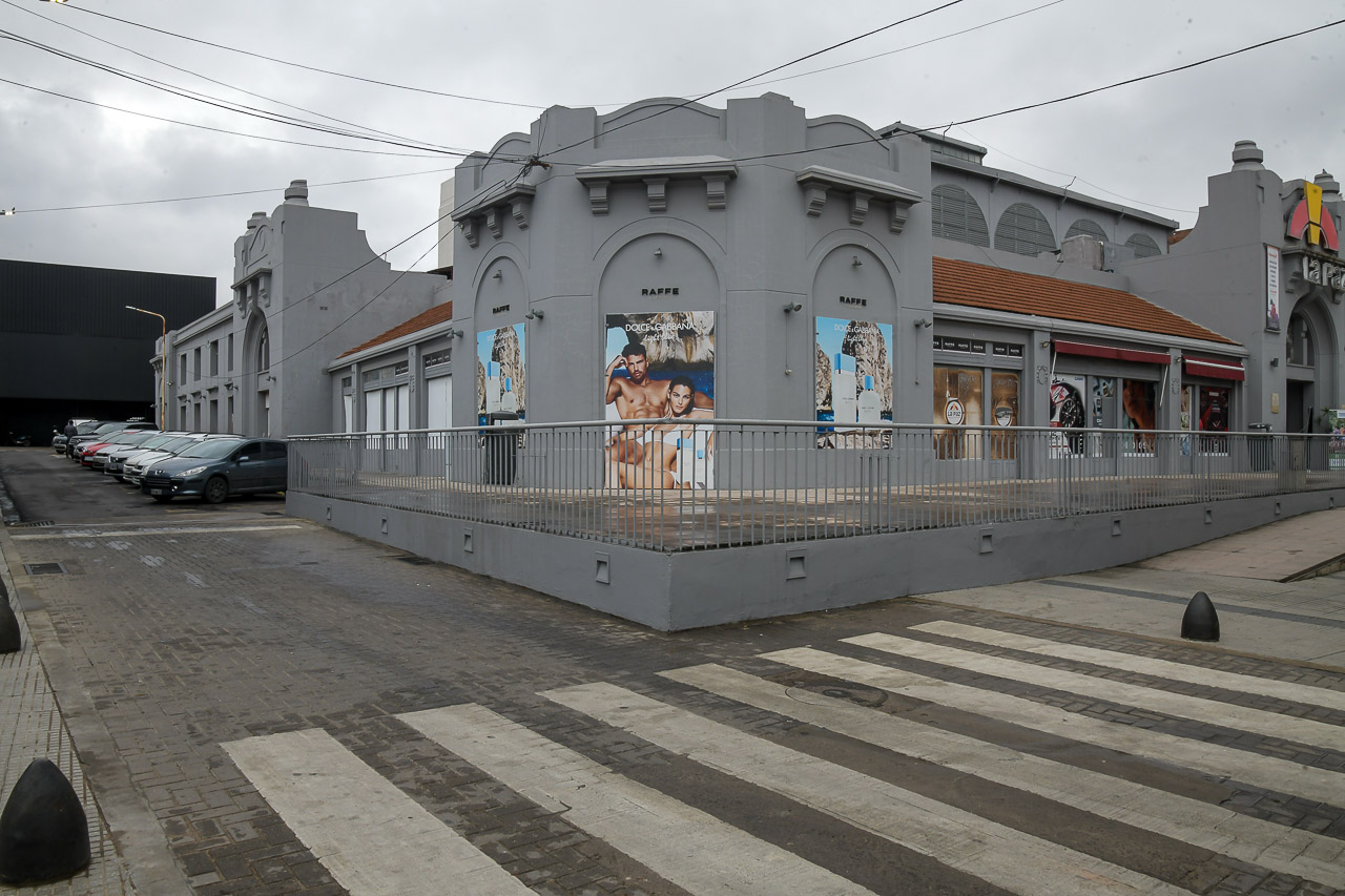 Paraná tendrá una Fan Zone para alentar a Argentina durante el Mundial - Plaza Web - imagen de origen