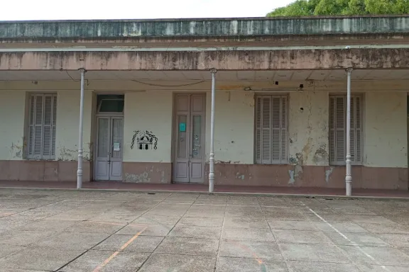 El gobierno provincial restaurará el edificio histórico de la escuela Mariano Moreno de Paraná - imagen de origen