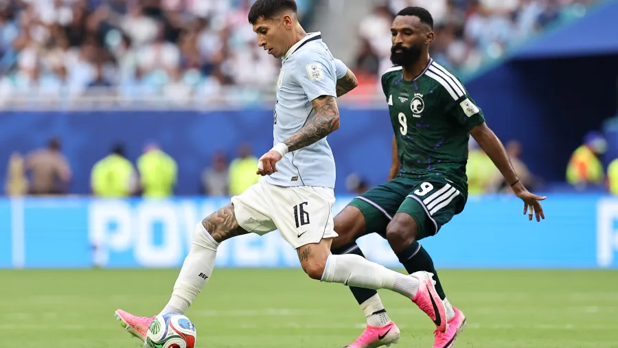 En su debut, Uruguay despertó a tiempo y rescató un empate ante Arabia Saudita | Análisis - imagen de origen