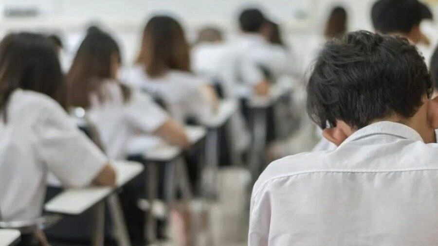 Proponen llevar a 25 horas la clase mínima en escuelas públicas - Informe Digital - imagen de origen