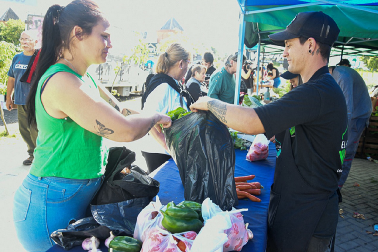 La Feria en tu Barrio afianza su propuesta de comercialización de alimentos a precios accesibles - imagen de origen