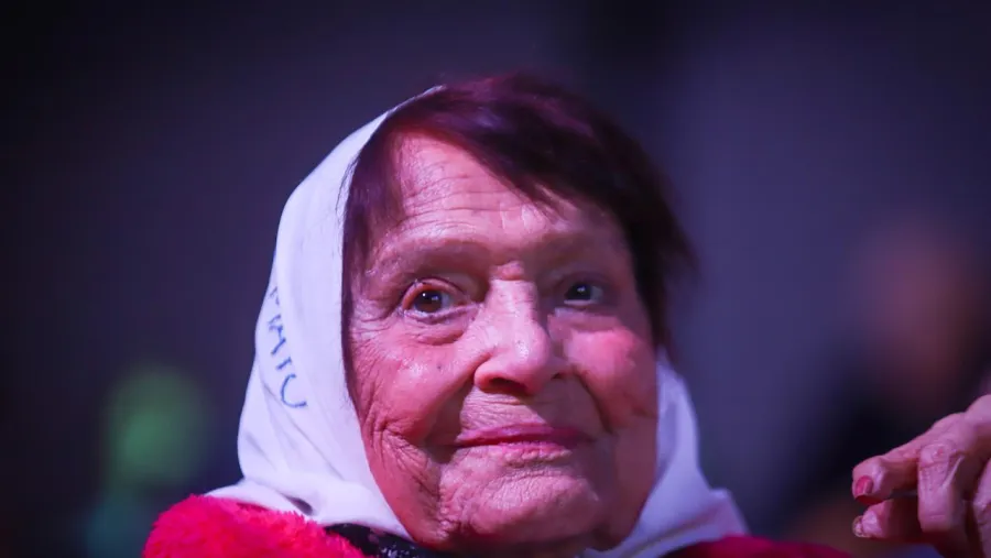 Taty Almeida, la sobrina del exgobernador Uranga | Análisis - imagen de origen