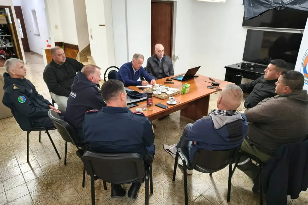 Alerta en el Litoral: Entre Ríos y Corrientes coordinan un megaplan de prevención federal ante la posible llegada de "El Niño" - 7PAGINAS - imagen de origen