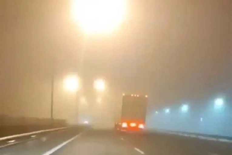 Por la niebla, hubo “corte total con modalidad de tránsito asistido” en Brazo Largo – Zárate - imagen de origen