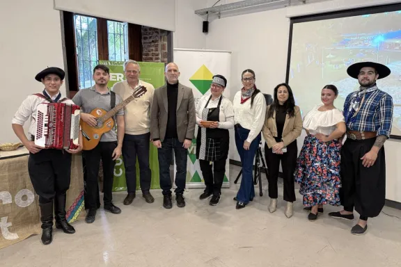 Invitan a disfrutar el Locro Fest 2026 en Viale - imagen de origen