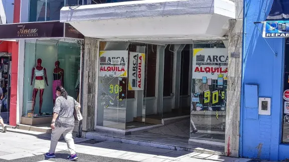 “Un comercio que cierra es un retroceso para los entrerrianos”, lamentó la Federación Económica de Entre Ríos. - imagen de origen