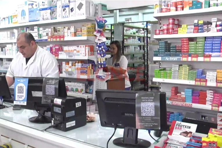 El Gobierno impulsará la venta libre de medicamentos en kioscos, en supermercados, online y que se exhiban en góndola - imagen de origen
