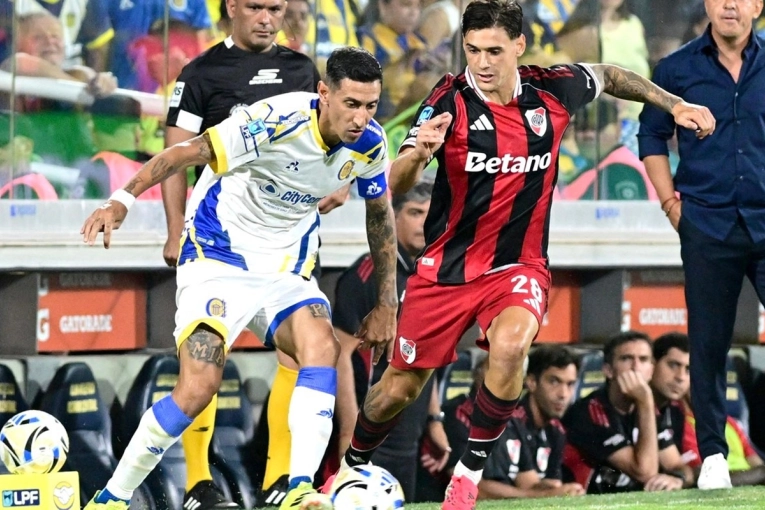 River y Rosario Central se enfrentan por un lugar en la final del Torneo Apertura - imagen de origen