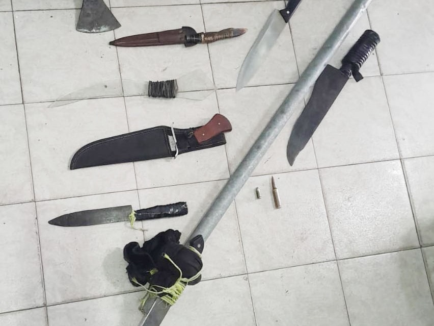 Allanamiento por amenazas: secuestraron una cuchilla y municiones - imagen de origen