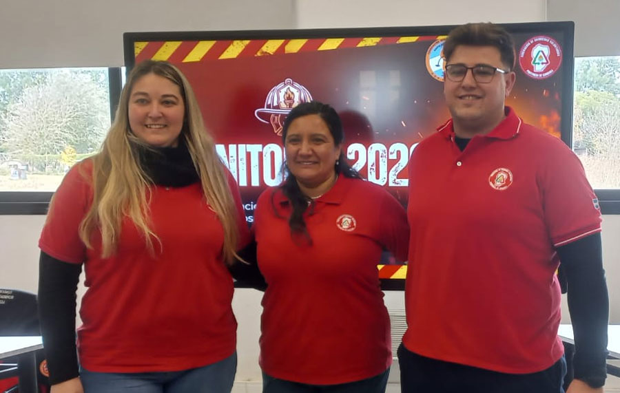 Bomberos de "La Histórica" se capacitaron en Villa Elisa para fortalecer la formación de sus cadetes - imagen de origen
