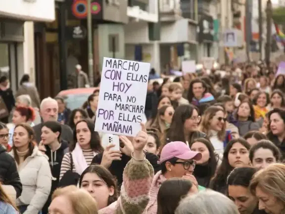 Masiva movilización en Gualeguaychú por el Ni una menos - imagen de origen