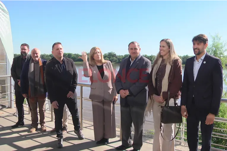 Turismo: Paraná y Santa Fe promocionan descuentos del 20% en hotelería y gastronomía - imagen de origen