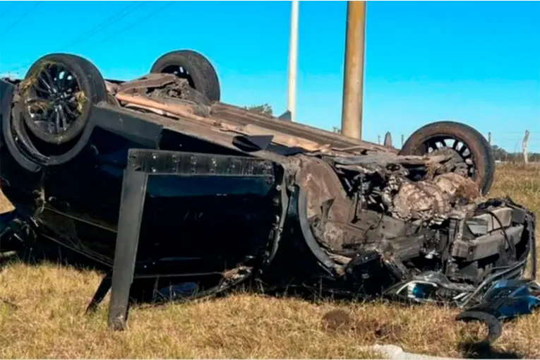 Un jugador de Unión de Santa Fe volcó con su auto en una ruta entrerriana - imagen de origen