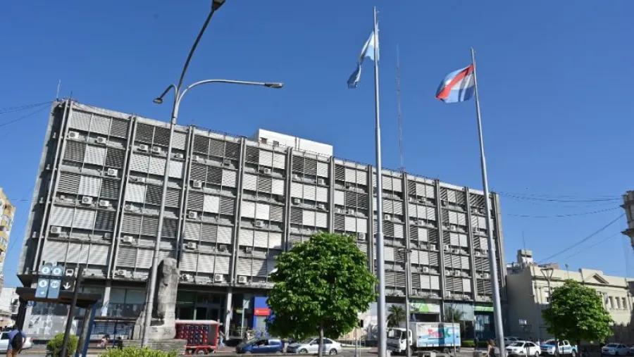 En medio del paro, el gobierno afirmó que el 75% de los docentes fue a trabajar y ratificó la paritaria | Análisis - imagen de origen