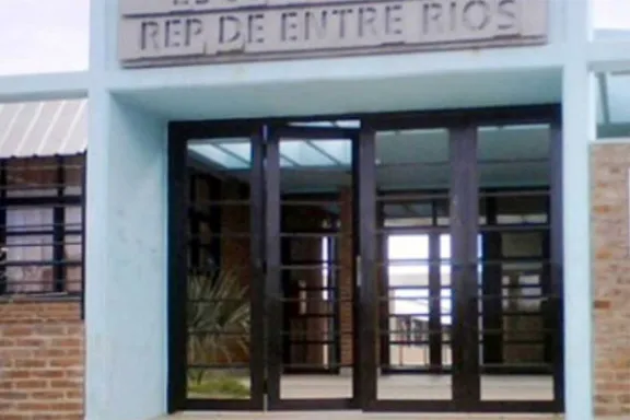 Una escuela concordiense suspendió las clases por 48 horas ante la falta de personal - imagen de origen