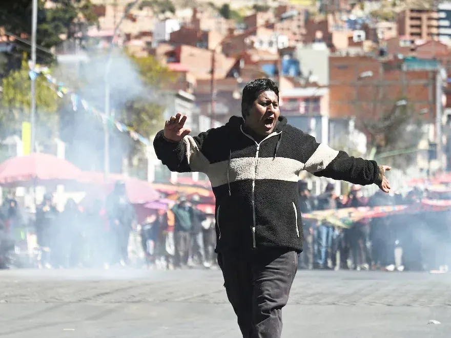 Se abre una vía de pacificación en Bolivia: obreros y campesinos piden al Gobierno una ronda de negociación - imagen de origen