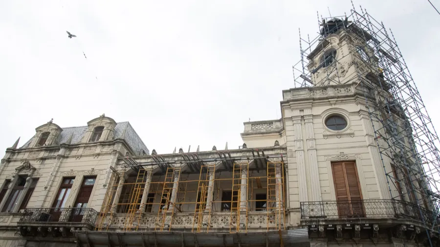 Paraná: el lunes 22 comenzará el pago del medio aguinaldo a trabajadores municipales | Análisis - imagen de origen