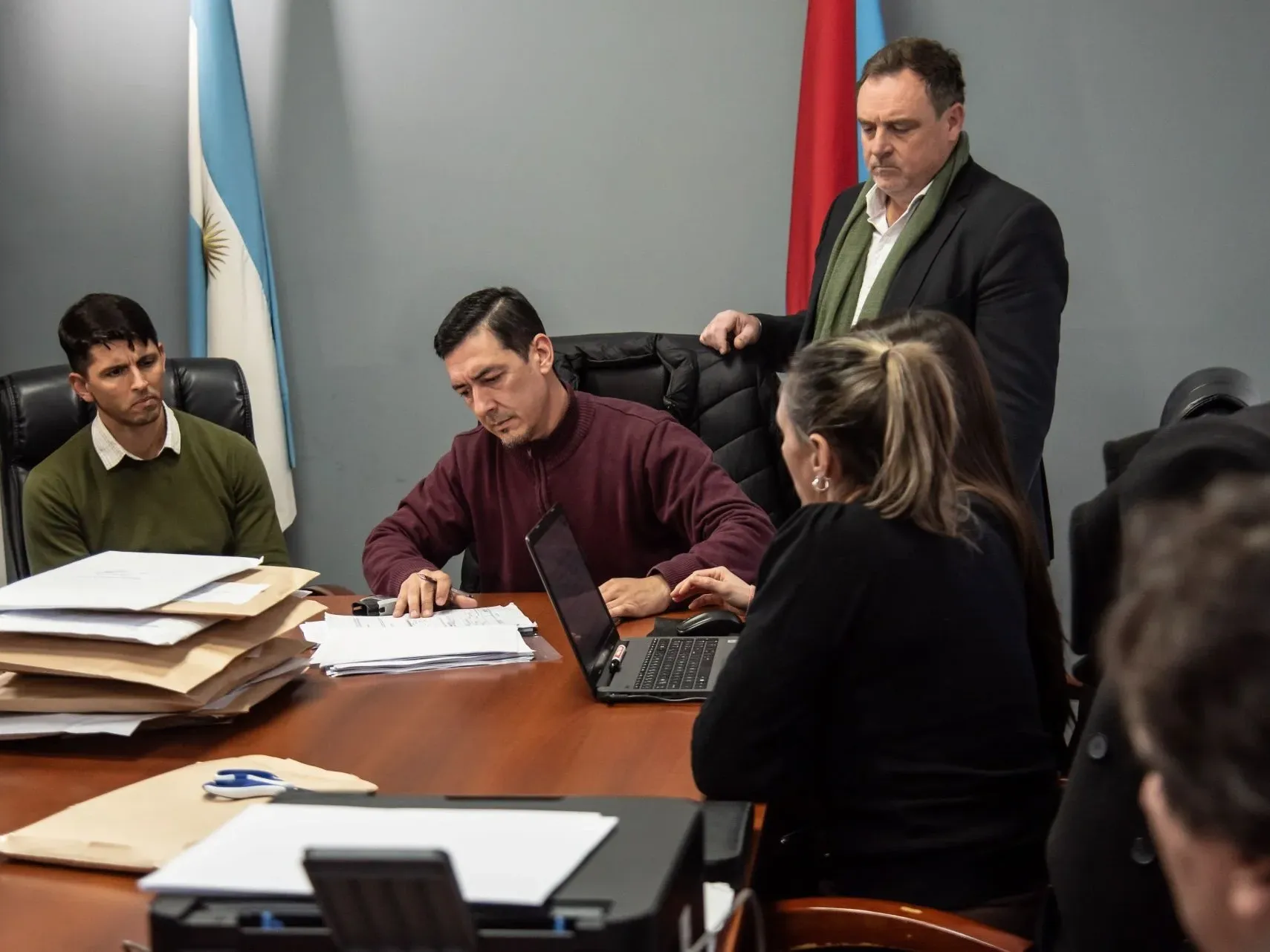 Se abrieron los sobres de las licitaciones para adquirir maquinaria vial - imagen de origen
