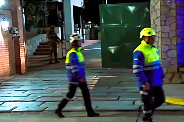 Amenaza de bomba en la Casa Rosada obligó a activar un fuerte operativo en la Quinta de Olivos - imagen de origen