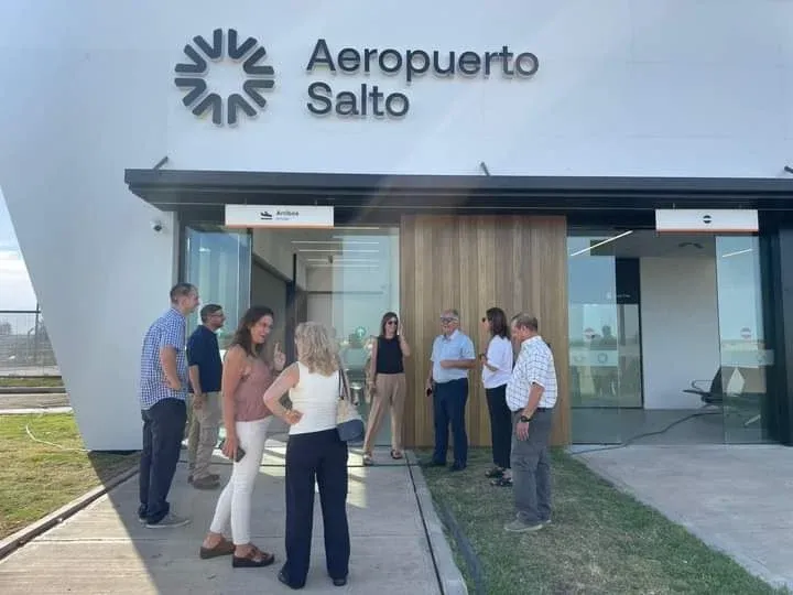 Salto busca fortalecer el turismo y el comercio mediante nuevas conexiones aéreas - imagen de origen