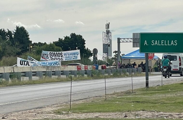 UTA levantó el acampe después de casi dos meses - imagen de origen