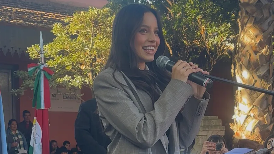 Emilia Mernes volvió a Nogoyá, recibió el abrazo de su ciudad y el reconocimiento de Ciudadana Ilustre | Análisis - imagen de origen
